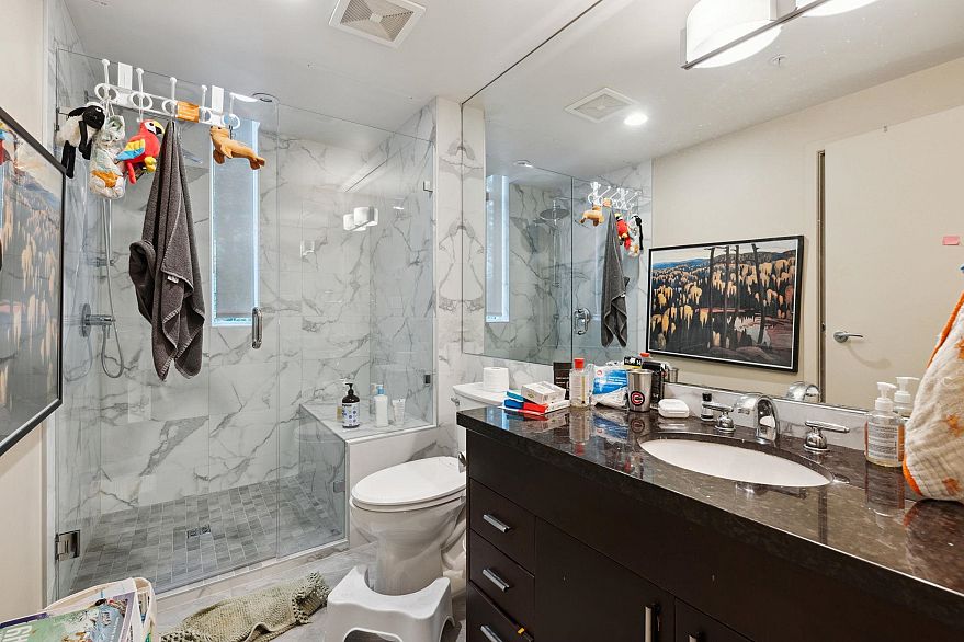 TH12 1233 W Cordova Street