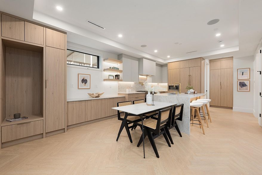 1 3393 Victoria Drive