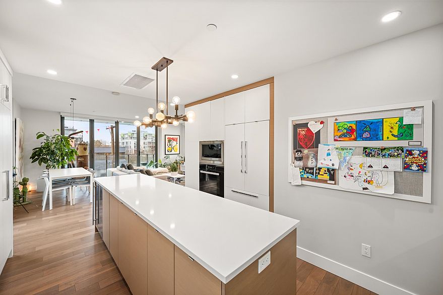 401 2687 Maple Street