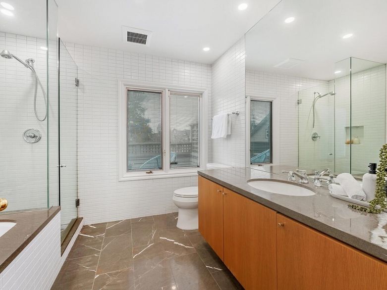 1973 Stephens Street