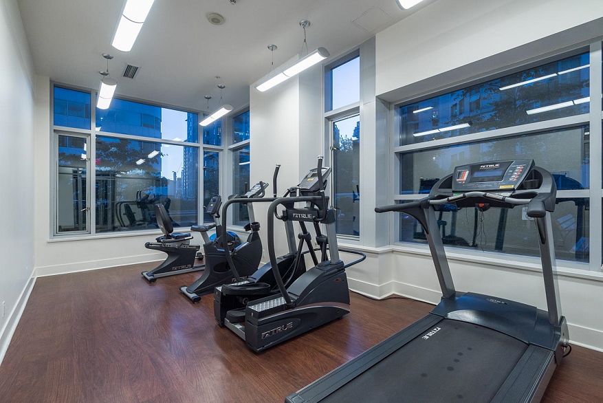 1905 821 Cambie Street