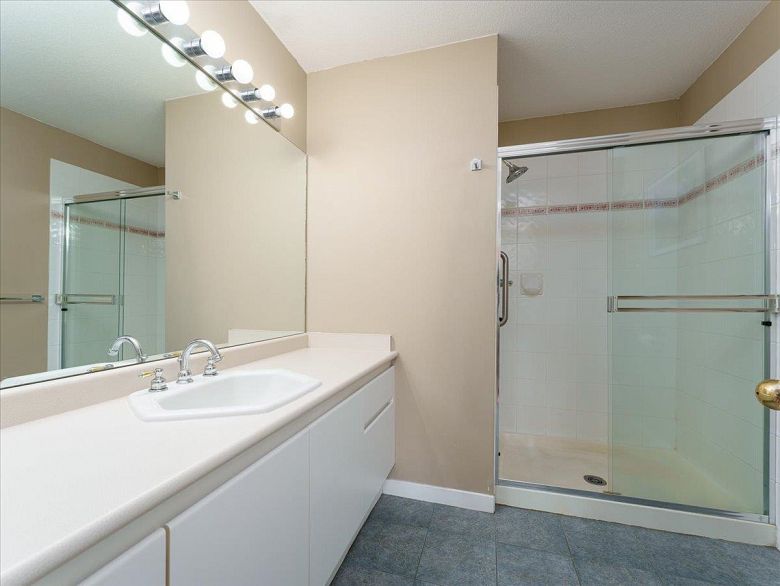 5 3588 Whitney Place