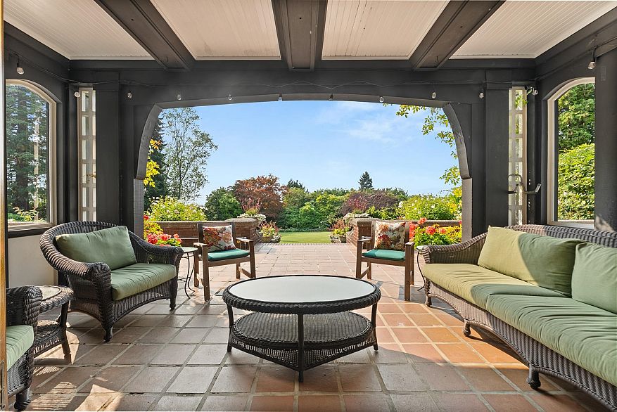 2206 SW Marine Drive