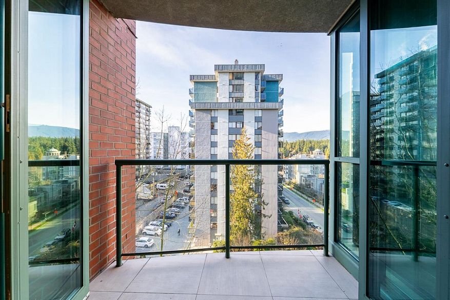 802 1888 Alberni Street