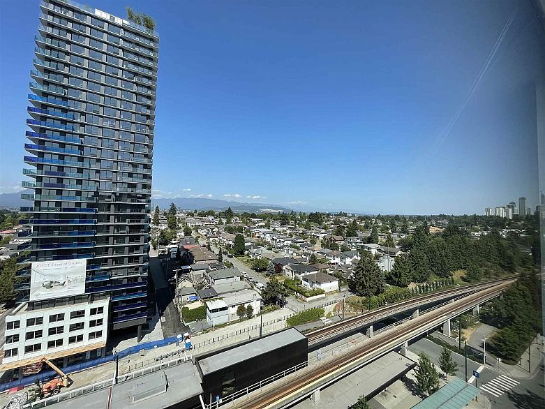 1507 3438 Vanness Avenue