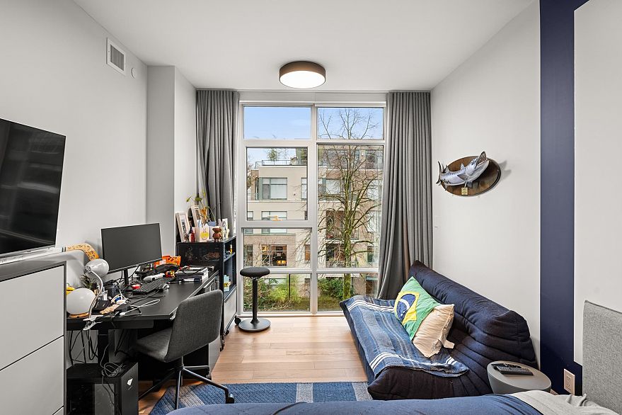 401 2687 Maple Street