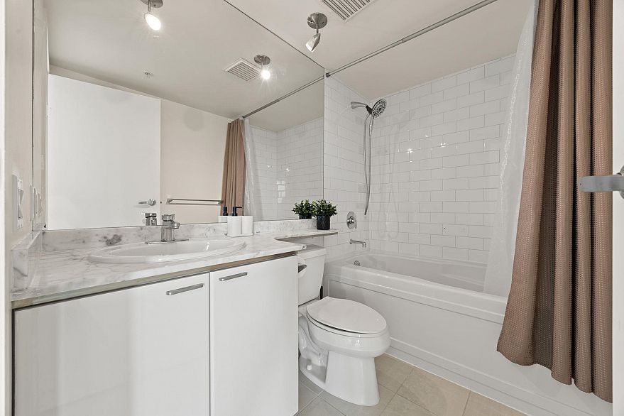 3104 1200 W Georgia Street