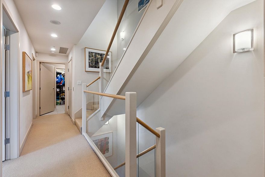 TH12 1233 W Cordova Street