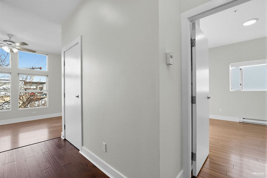 PH5 2088 W 11th Avenue