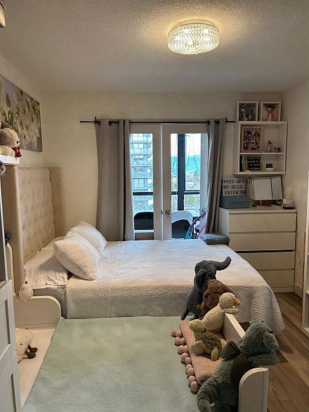 1507 3438 Vanness Avenue