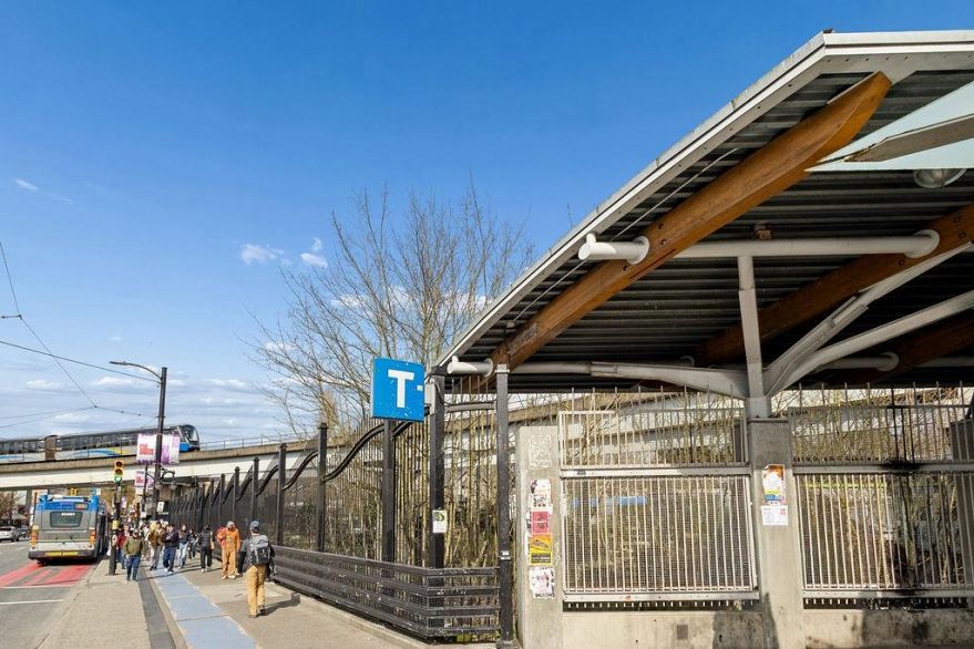 2 3393 Victoria Drive