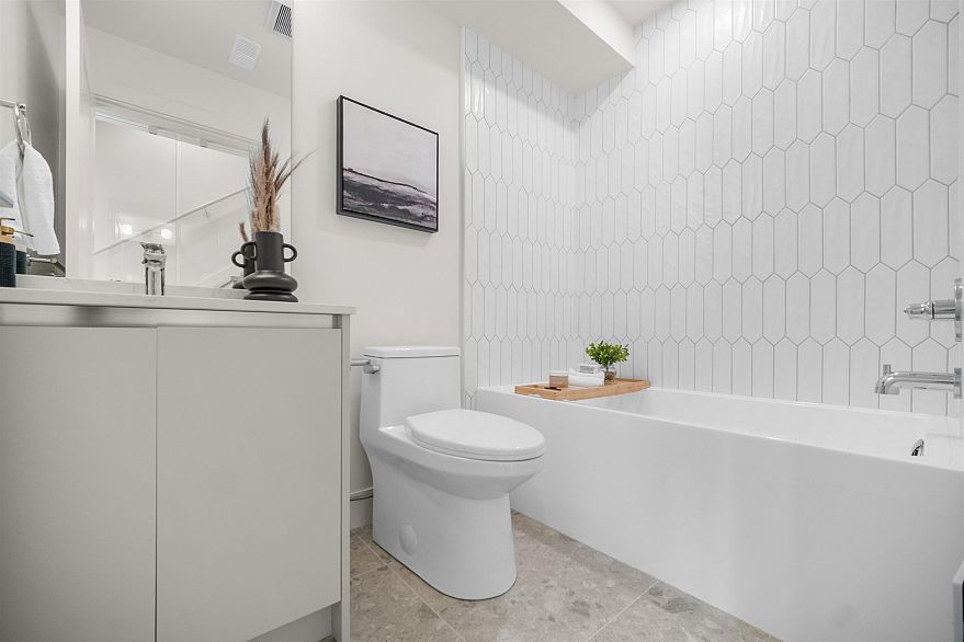 101 1837 E Georgia Street