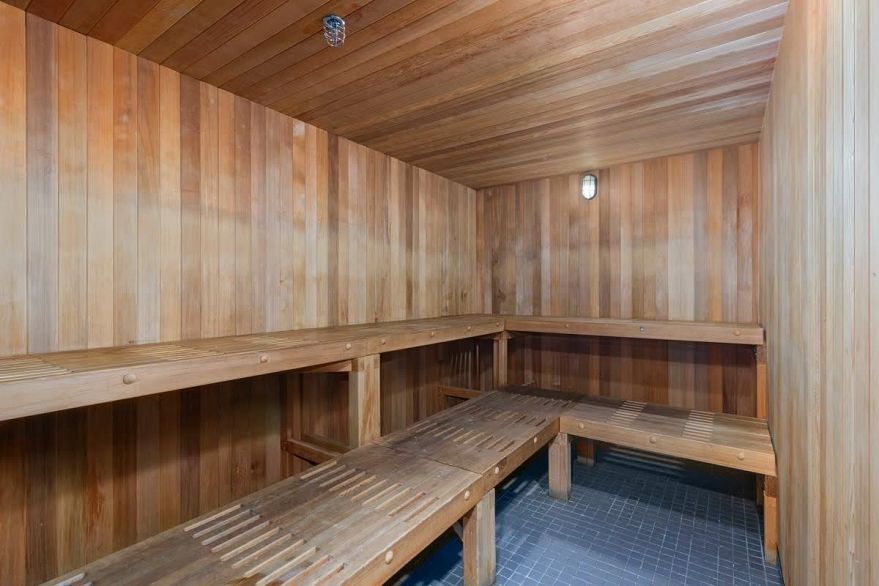 504 125 Milross Avenue