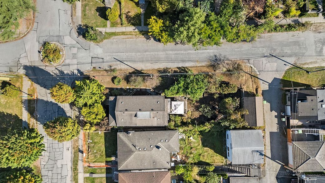 2996 Venables Street