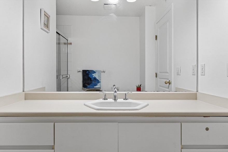 3 3580 Rainier Place