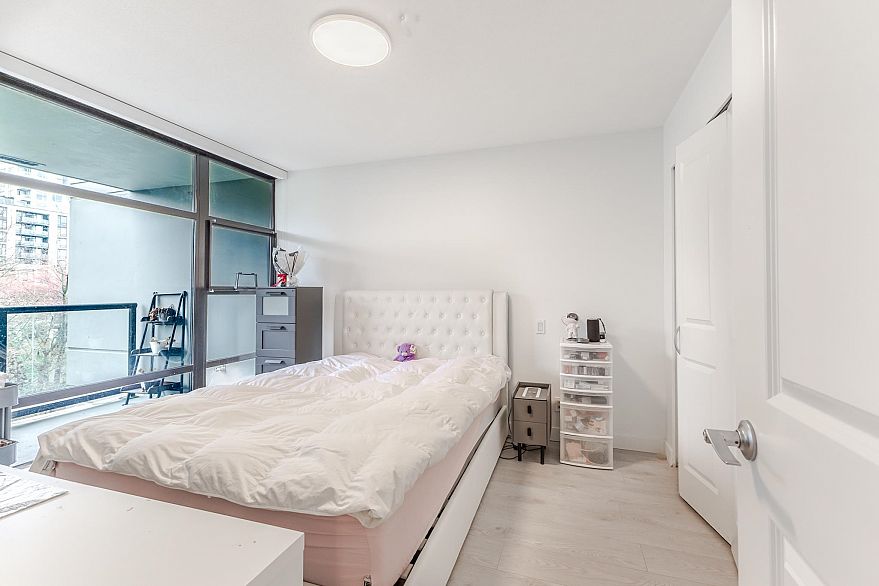 401 5380 Oben Street