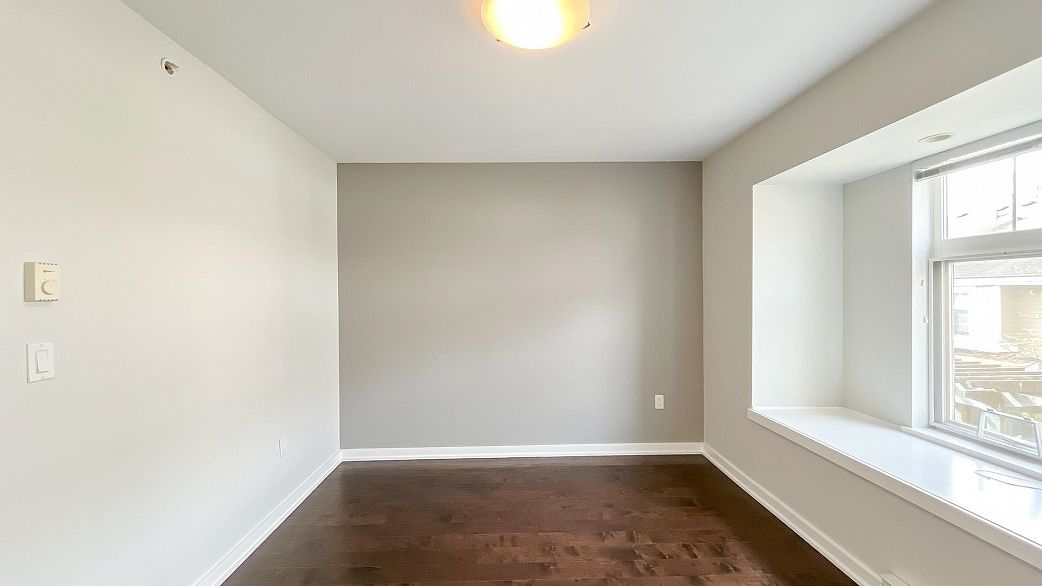 7425 Columbia Street