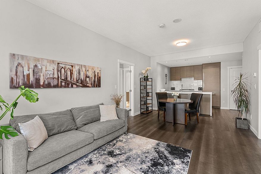 606 5628 Birney Avenue