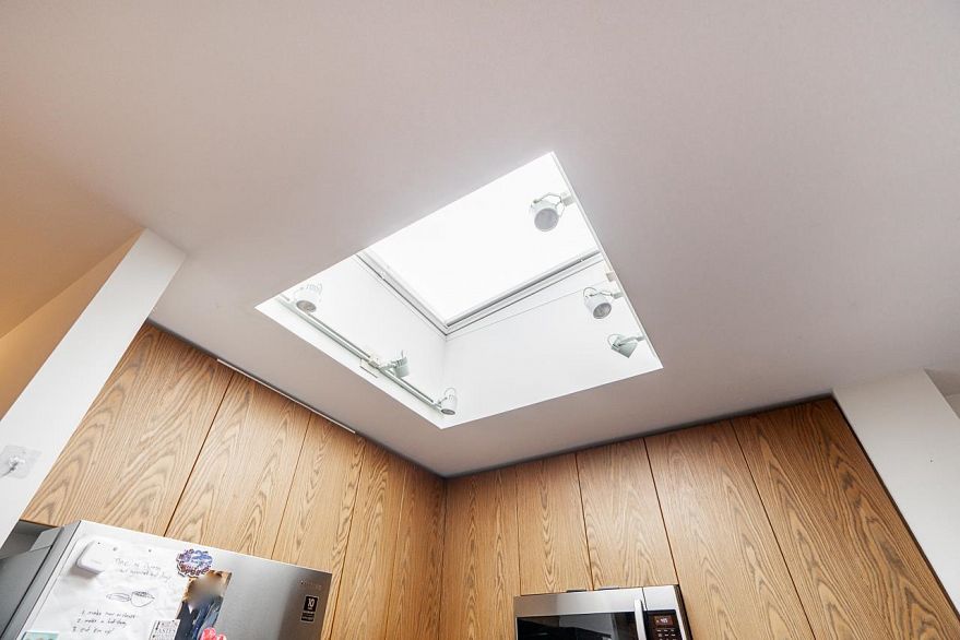 502 2036 W 10th Avenue