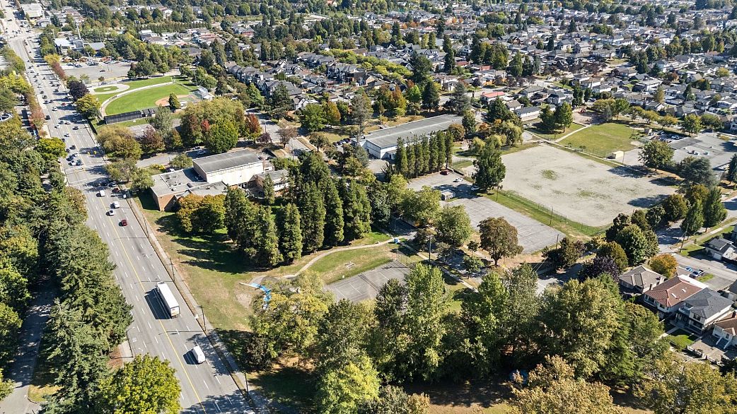 2996 Venables Street