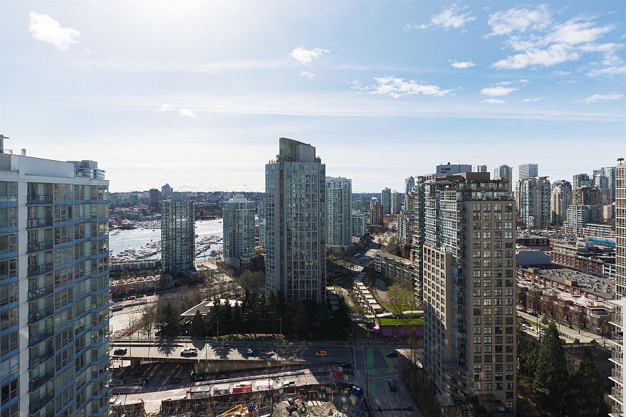 3001 928 Beatty Street