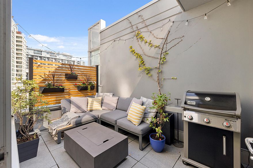 711 108 E 1st Avenue