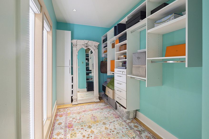 4051 Marguerite Street