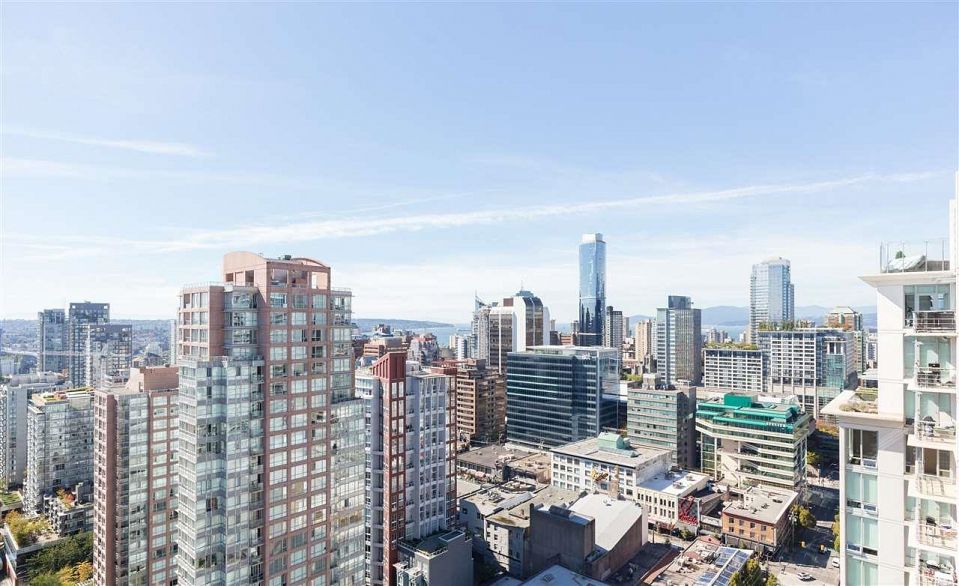 2905 535 Smithe Street