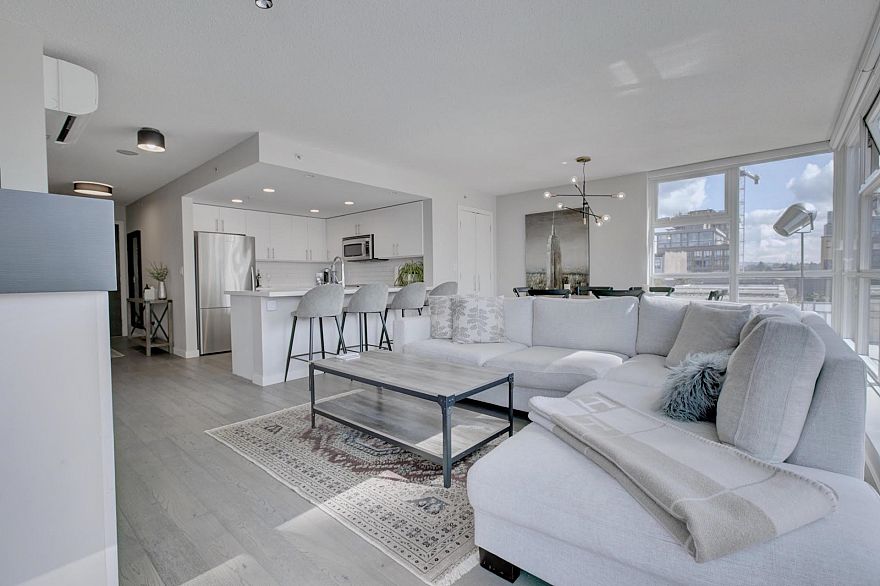 504 125 Milross Avenue