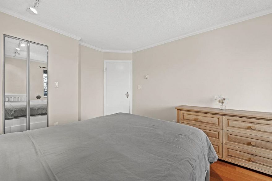 308 1476 W 10th Avenue