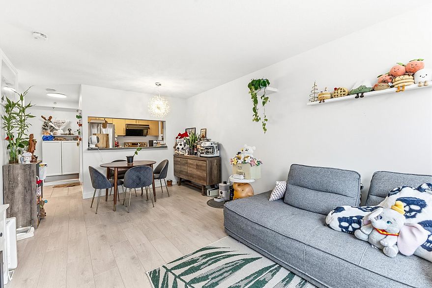 401 5380 Oben Street