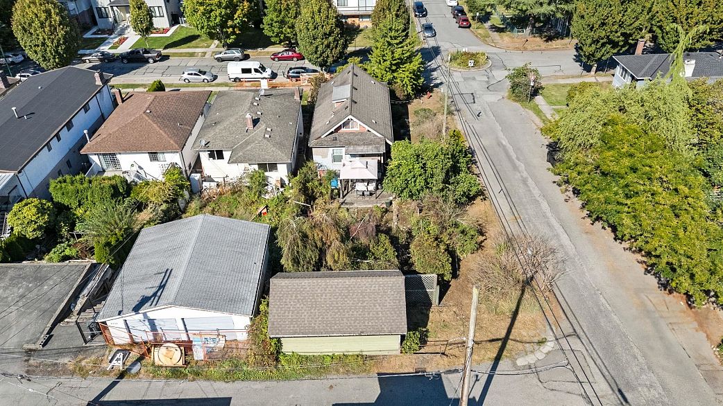 2996 Venables Street