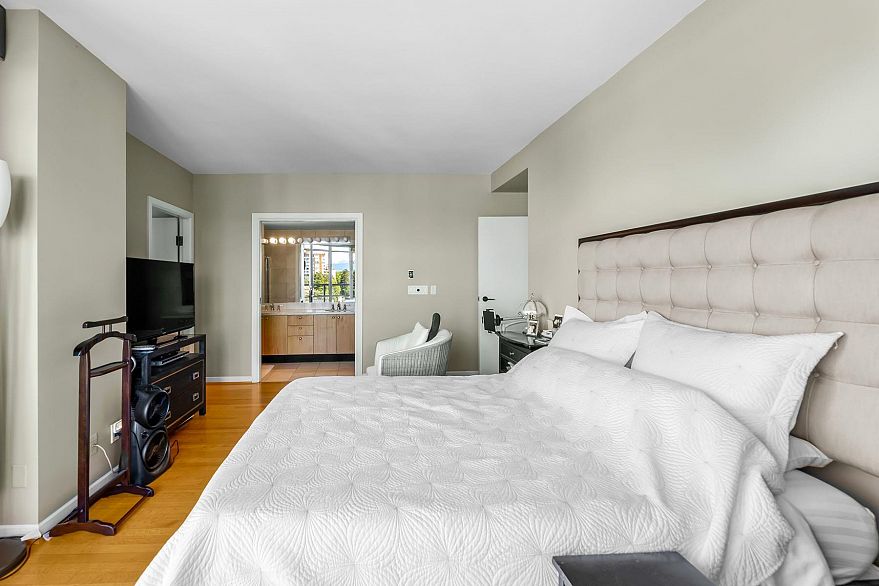 901 5850 Balsam Street