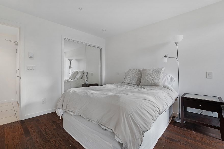 2404 1225 Richards Street