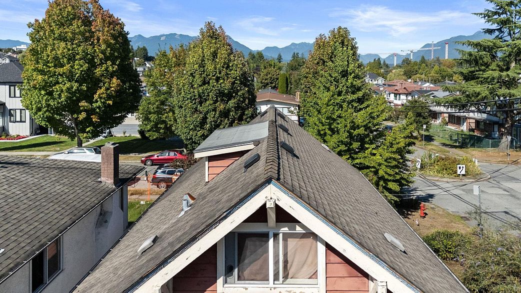 2996 Venables Street