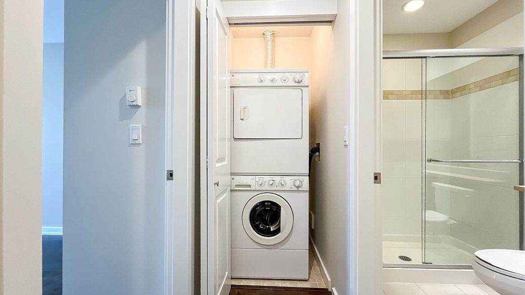 7425 Columbia Street