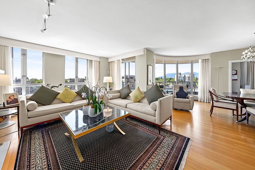 901 5850 Balsam Street