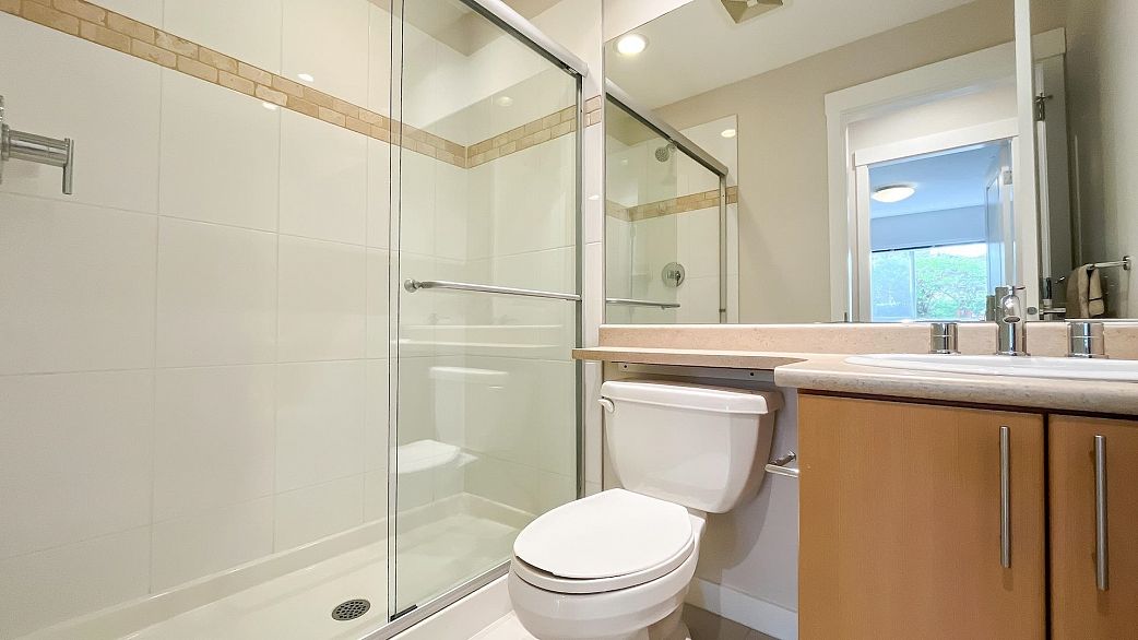 7425 Columbia Street