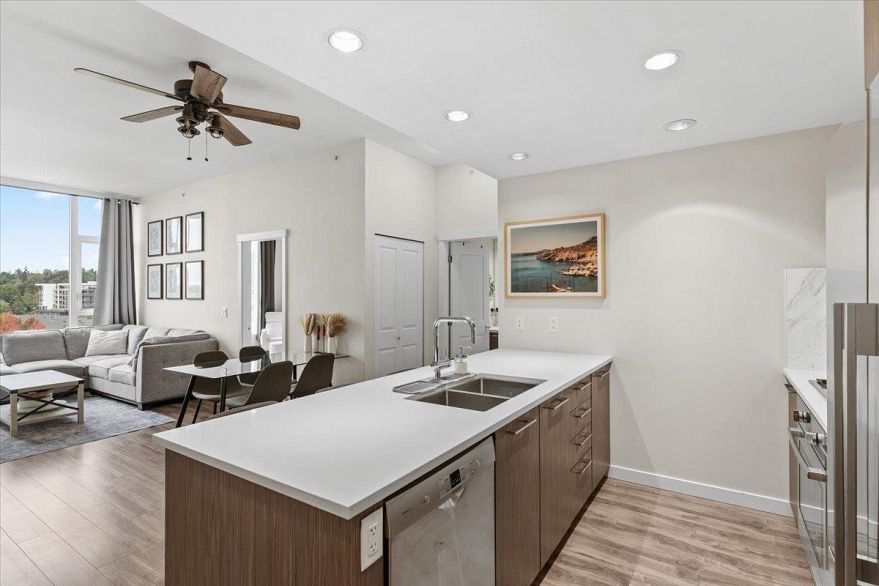 1106 3281 E Kent Avenue North