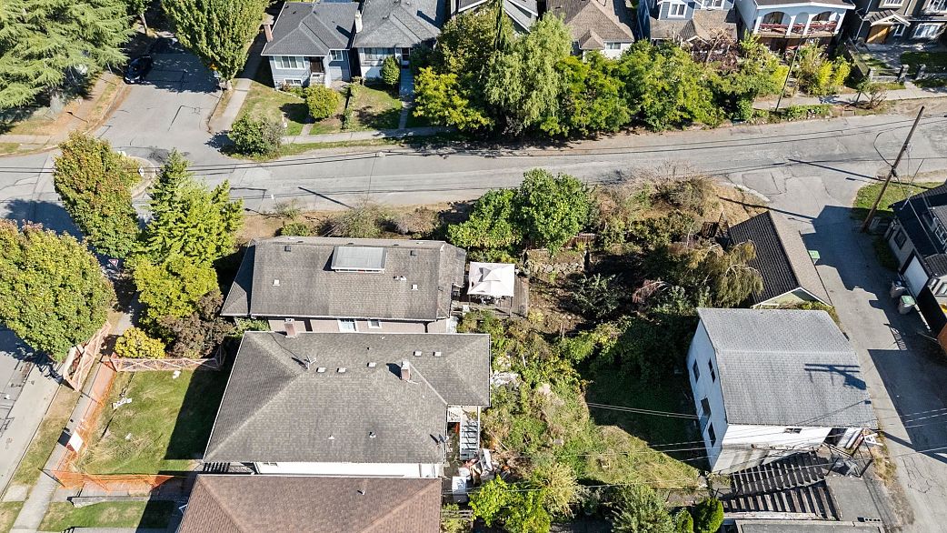 2996 Venables Street