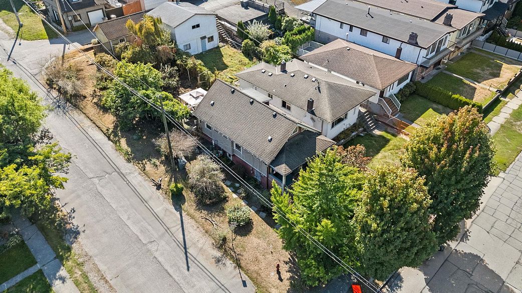 2996 Venables Street