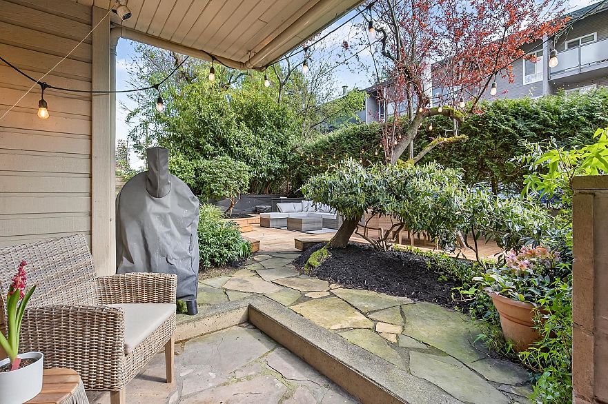 108 1424 Walnut Street