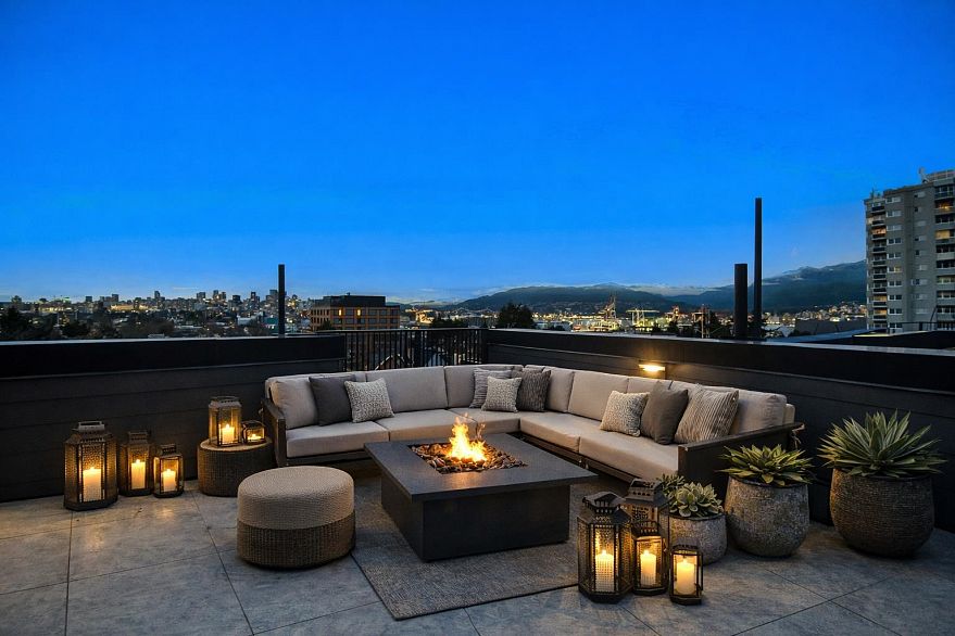 101 1837 E Georgia Street