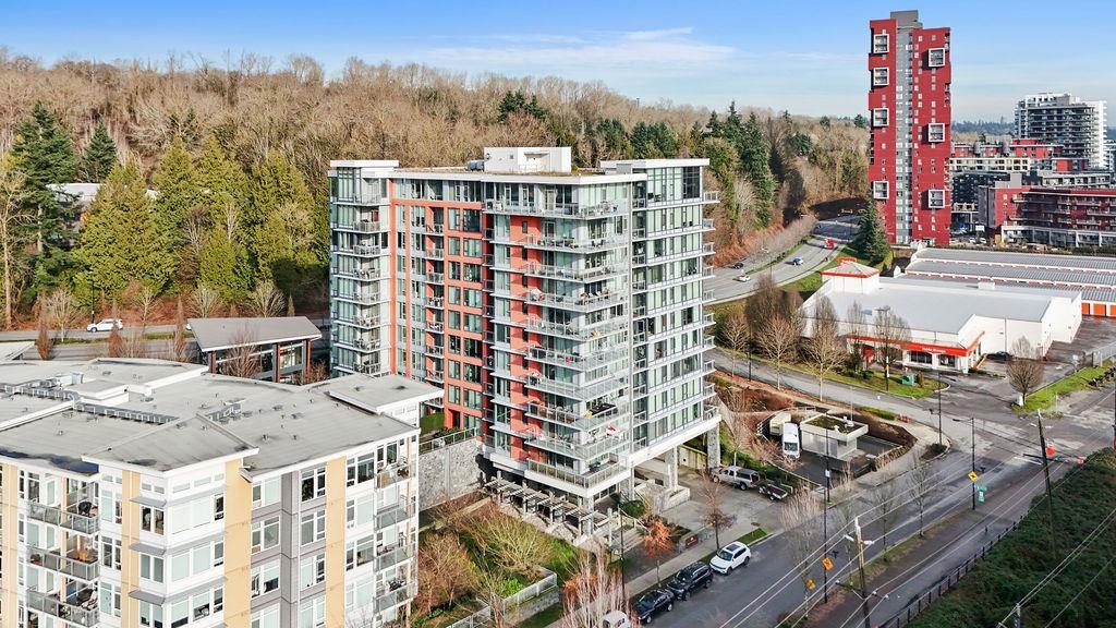 903 3281 E Kent Avenue North