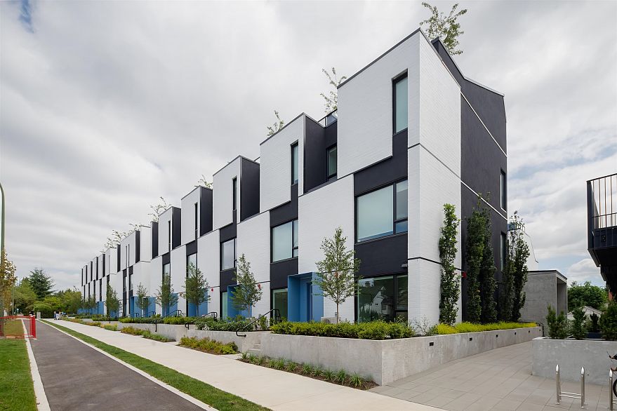 48 W King Edward Avenue