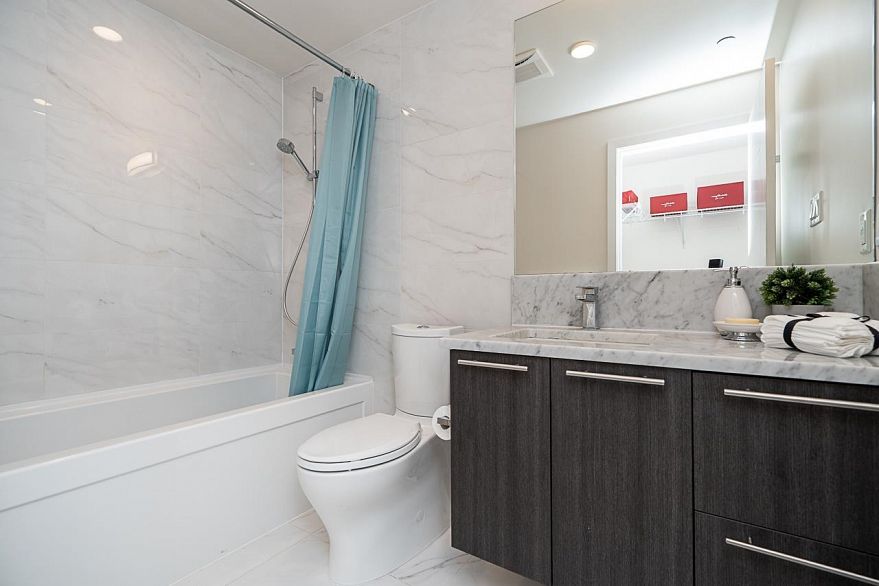 217 5033 Cambie Street