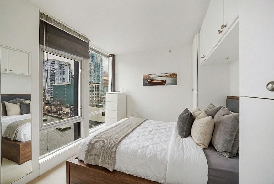 805 1255 Seymour Street