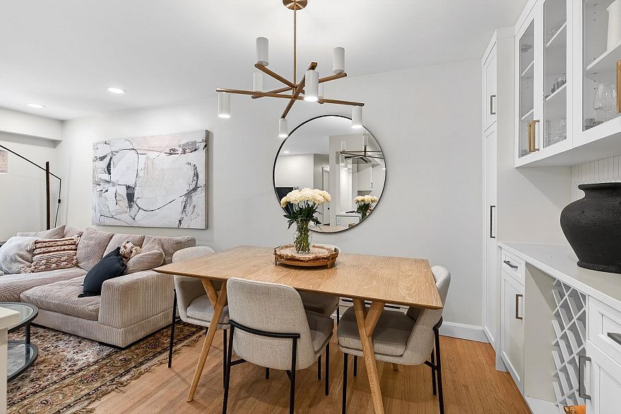 108 1424 Walnut Street