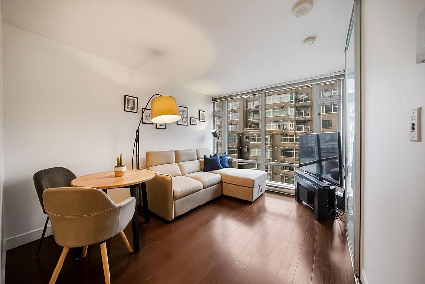 805 1255 Seymour Street