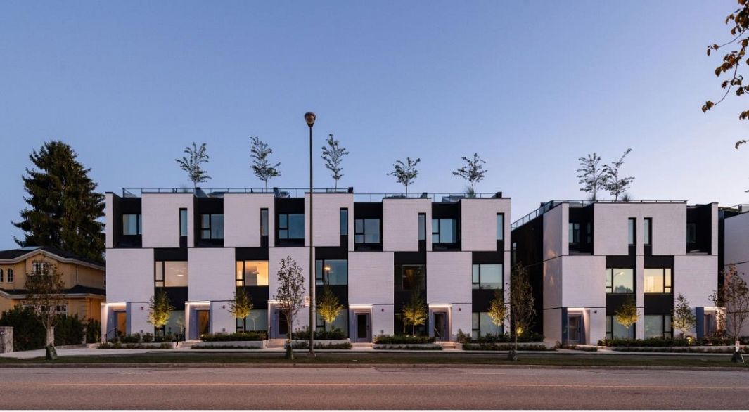 48 W King Edward Avenue